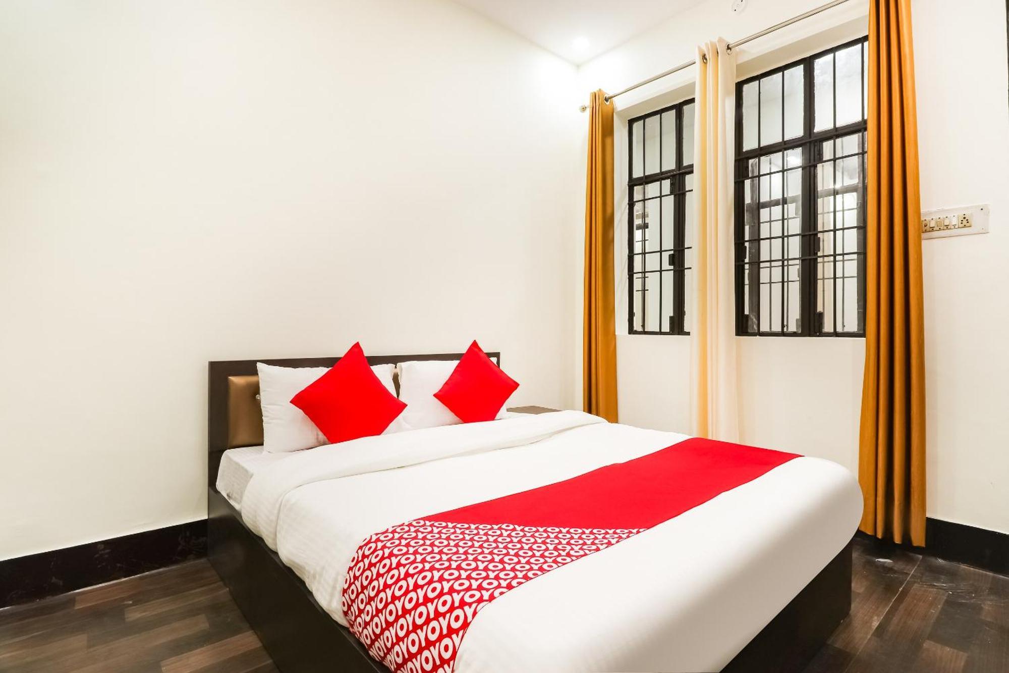 Oyo Hotel Pacifica Near Phoenix United Lucknow Exterior photo